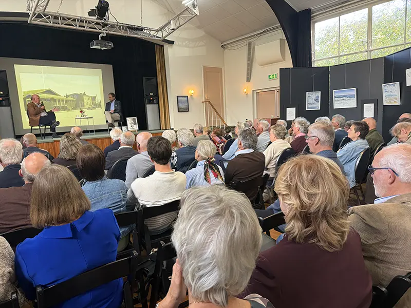 Lezing-steen-in-je-hoofd-publiek